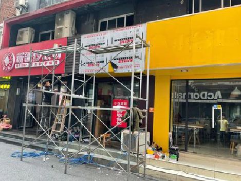 淮北制作广告招牌如何避免它发黄？